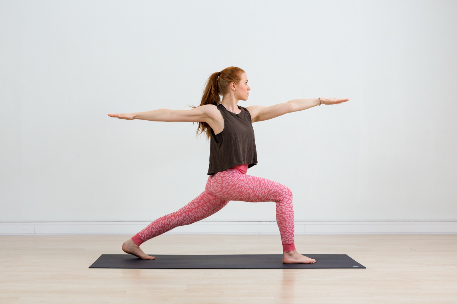 Stive skuldre skyldtes sjelden mangel på strekk — det handler om svak stabilisering