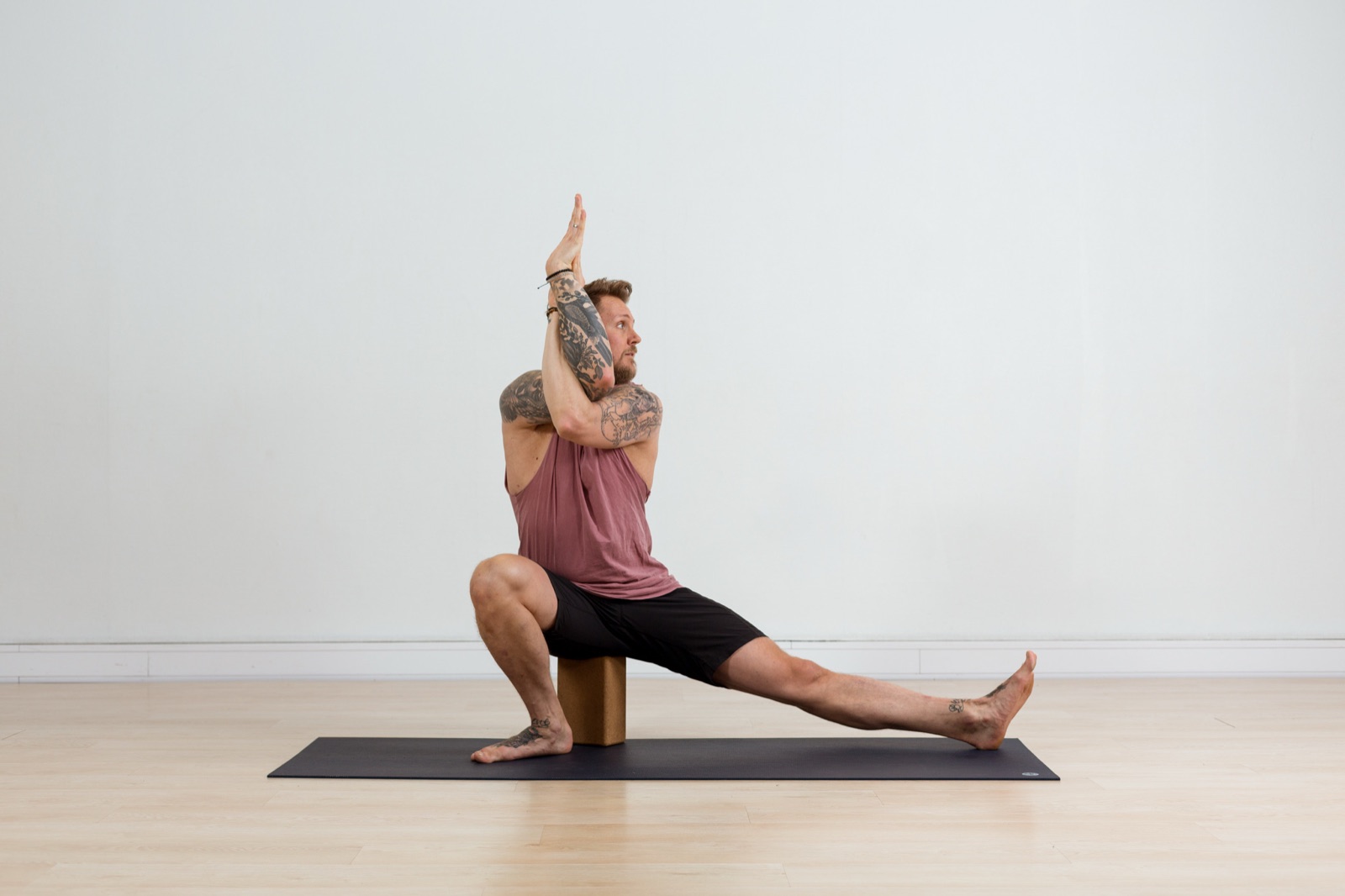 Når alt rundt deg er kaos — hva yoga egentlig kan tilby